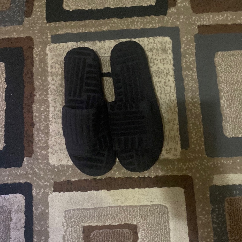 SHEIN Black Slippers, Black, Size 7.5